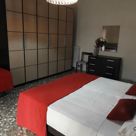 아파트 Oleandro E Glicine 레체