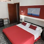 Oleandro E Glicine Lecce