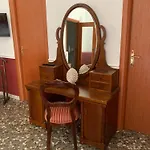 Oleandro E Glicine Lecce