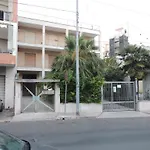Oleandro E Glicine Apartamento *
