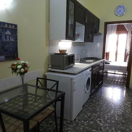 Oleandro E Glicine Apartment