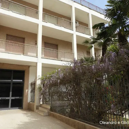 Apartamento Oleandro E Glicine *