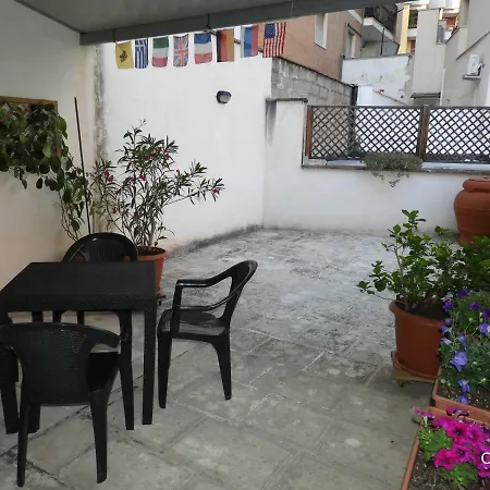 Oleandro E Glicine Lecce