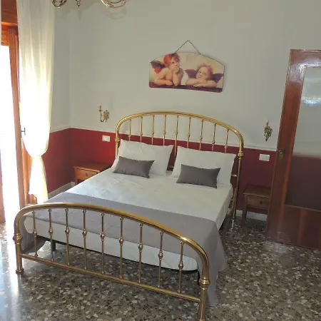 Oleandro E Glicine * Lecce