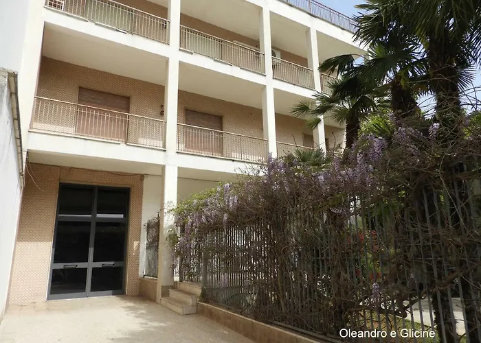 Appartement Oleandro E Glicine *